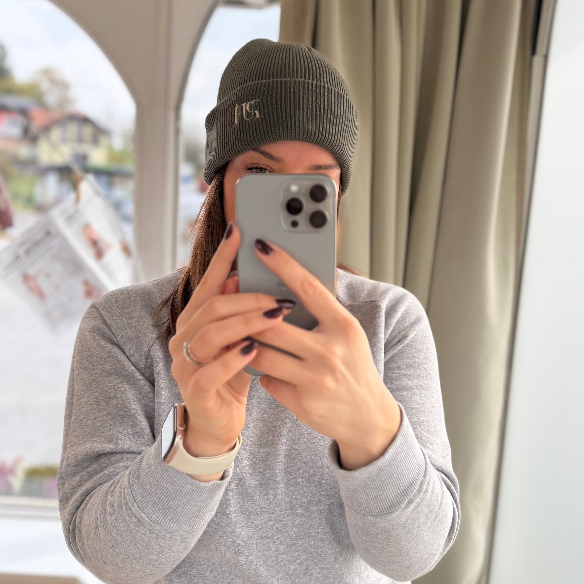 Knitted organic beanie - Green
