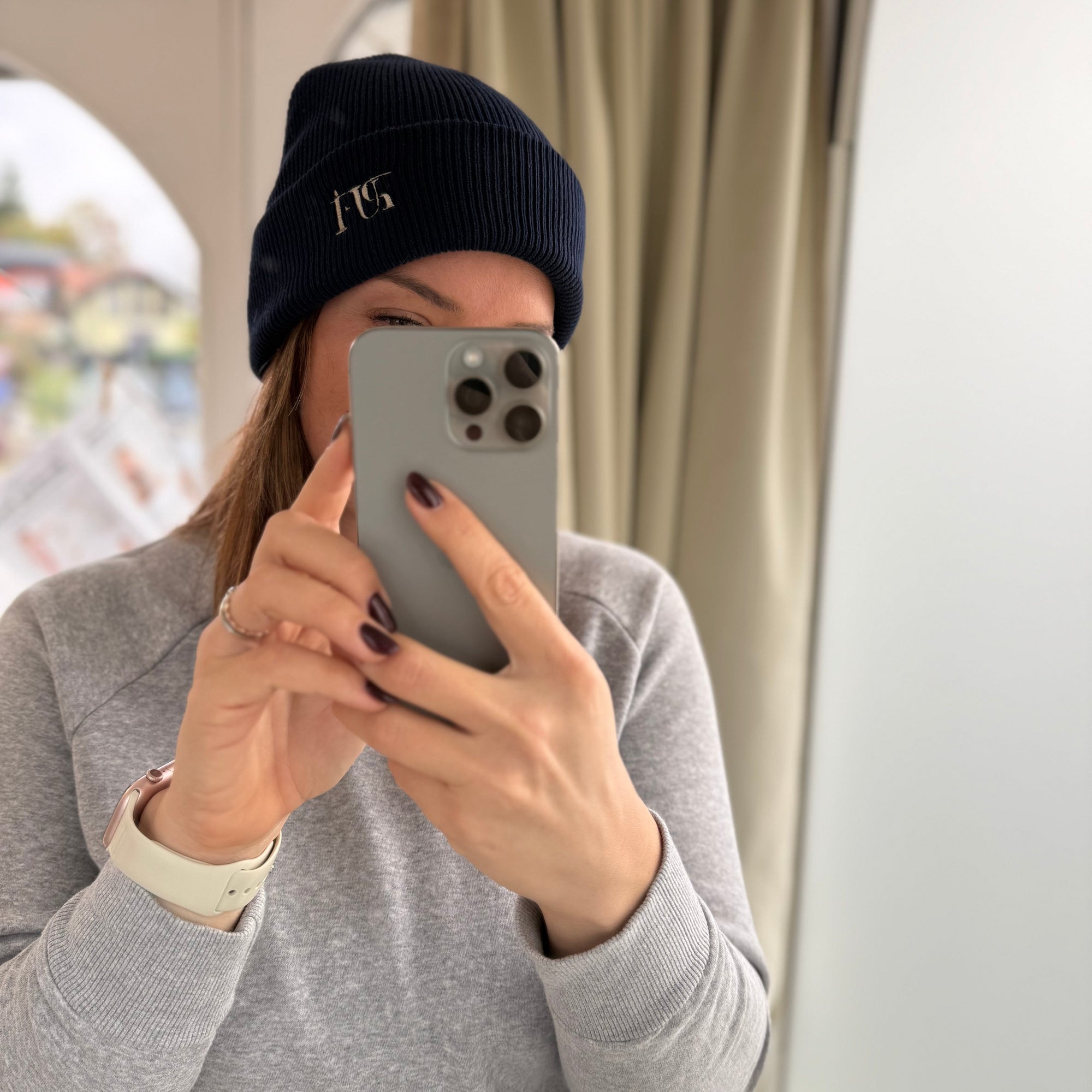 Knitted organic beanie - Oxford navy