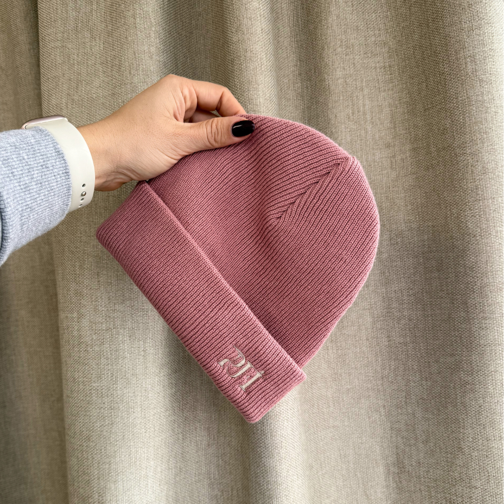 Knitted organic beanie - Rose