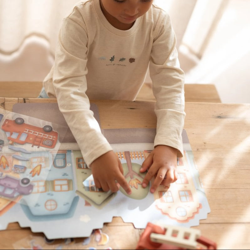 Little Dutch® Knjižica z nalepkami za večkratno uporabo Jim &amp; Friends