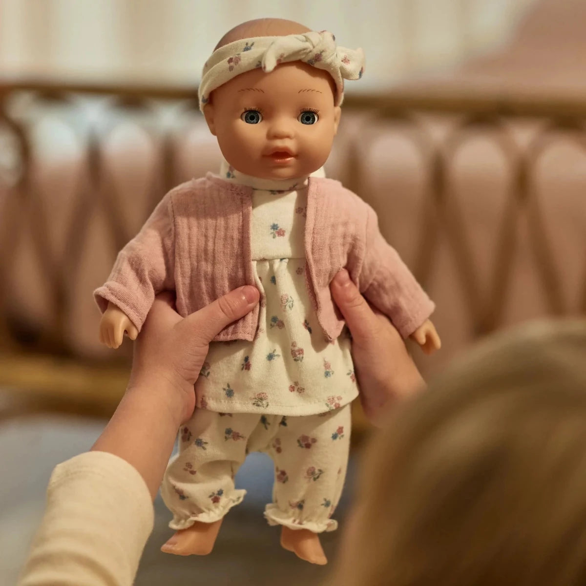 Little Dutch punčka Philou z mežikajočimi očmi - PUFFI