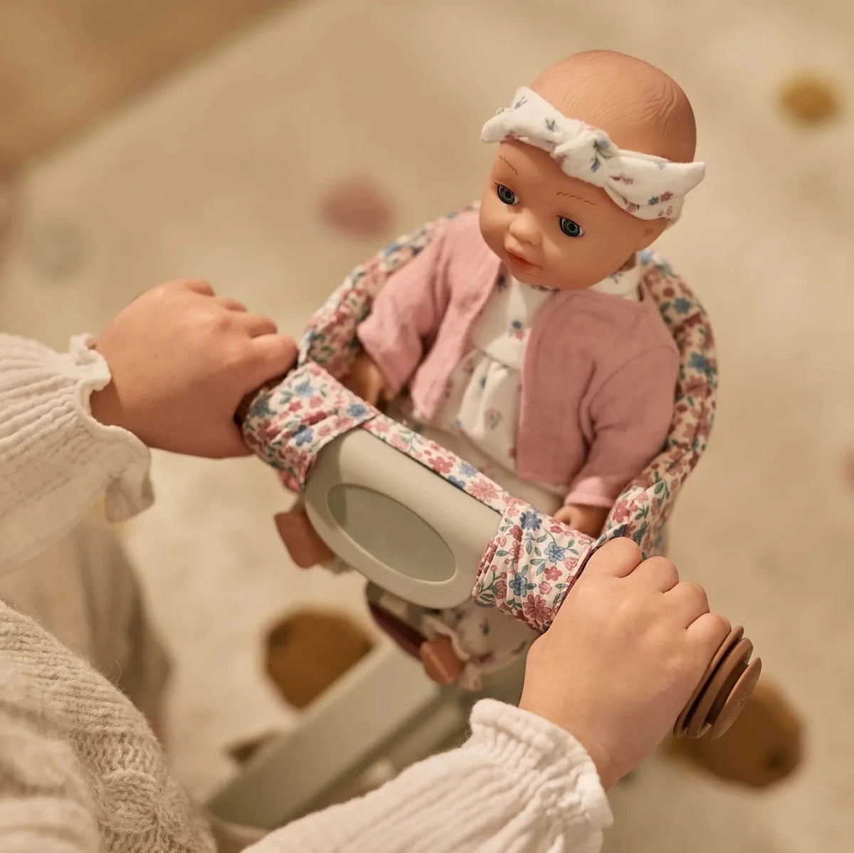 Little Dutch punčka Philou z mežikajočimi očmi - PUFFI