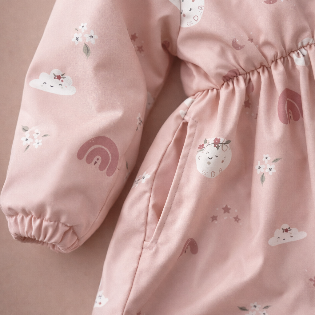 Skrit žep na otroškem nepremočljivem plaščku Puffi